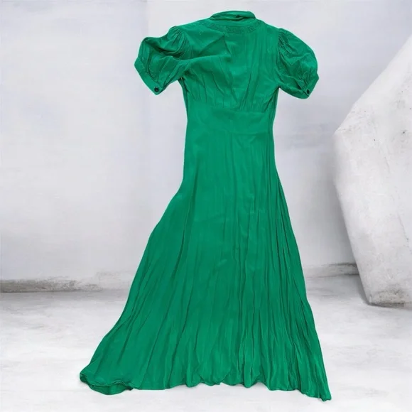 Collectif x Bright & Beautiful Green Dress - Picture 3 of 9